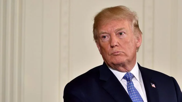 Trump quitte ou double