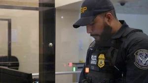 Ultimate Airport USA (Meth et argent sale) S6 (7/8)