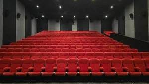 Tous en salles