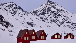 Habitations en péril : missions d'urgence - Saison 1