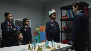 Organisation super insolite (L'OSI dans l'ombre) S3 (7/33)