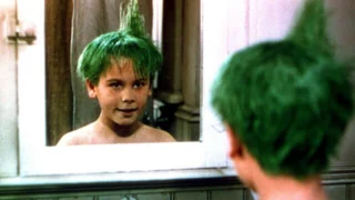 Le Garçon aux cheveux verts (Version restaurée)