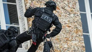 90' Enquêtes S17