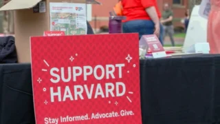 La bataille de Harvard