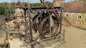 Guédelon : comment construire un château fort