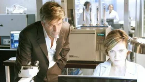 R.I.S. Police scientifique (Tirs croisés) S3 (7/10)