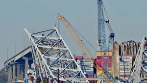 Construction Fails (Catastrophe à Baltimore) S2 (1/6)