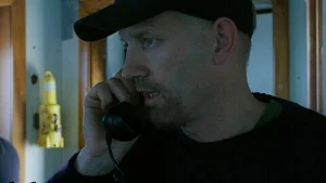 Poutine vs. Greenpeace : affrontement en Arctique (Dans l'étau russe) S1 (2/6)