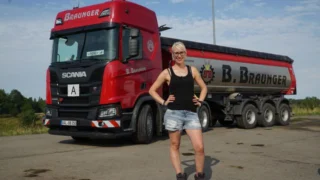 Camions XXL : les reines du volant - Saison 4