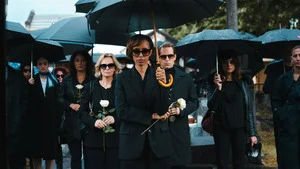 Plus fort qu'elle S1 (2/4)